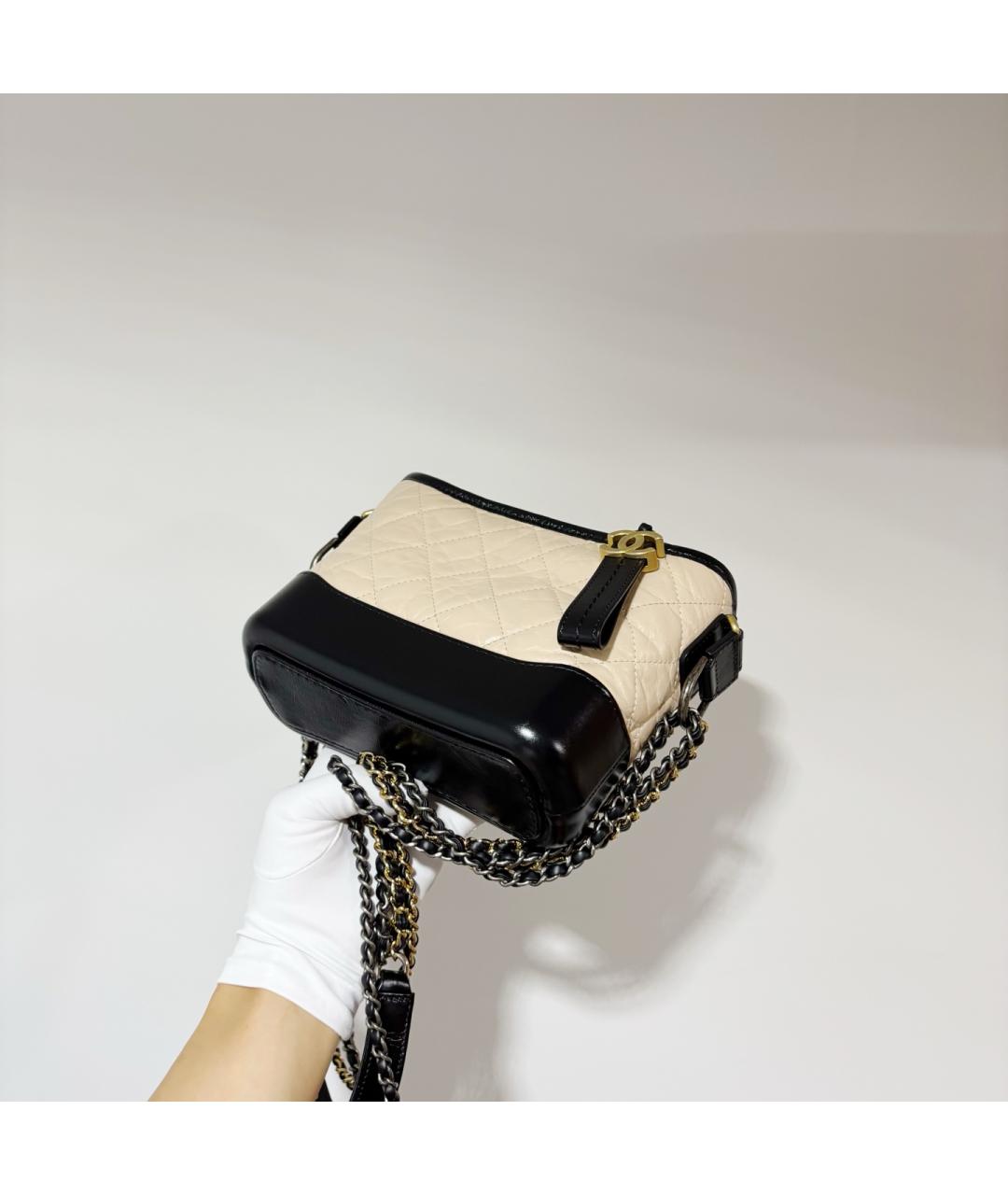 CHANEL Бежевая кожаная сумка через плечо, фото 3