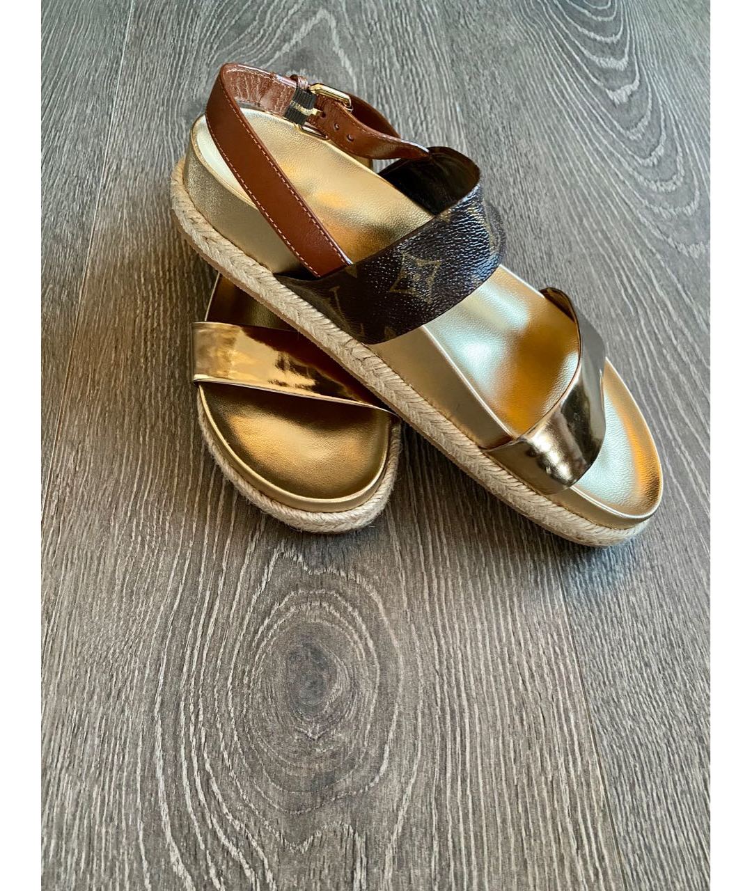 LOUIS VUITTON PRE-OWNED Золотые кожаные сандалии, фото 2