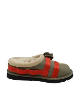 UGG Низкие ботинки