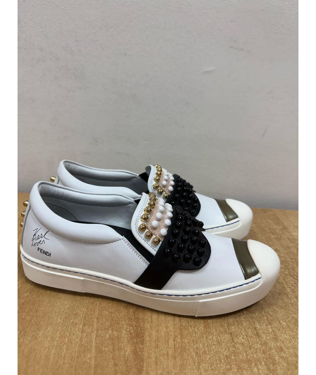 FENDI Белые кожаные лоферы, фото 2