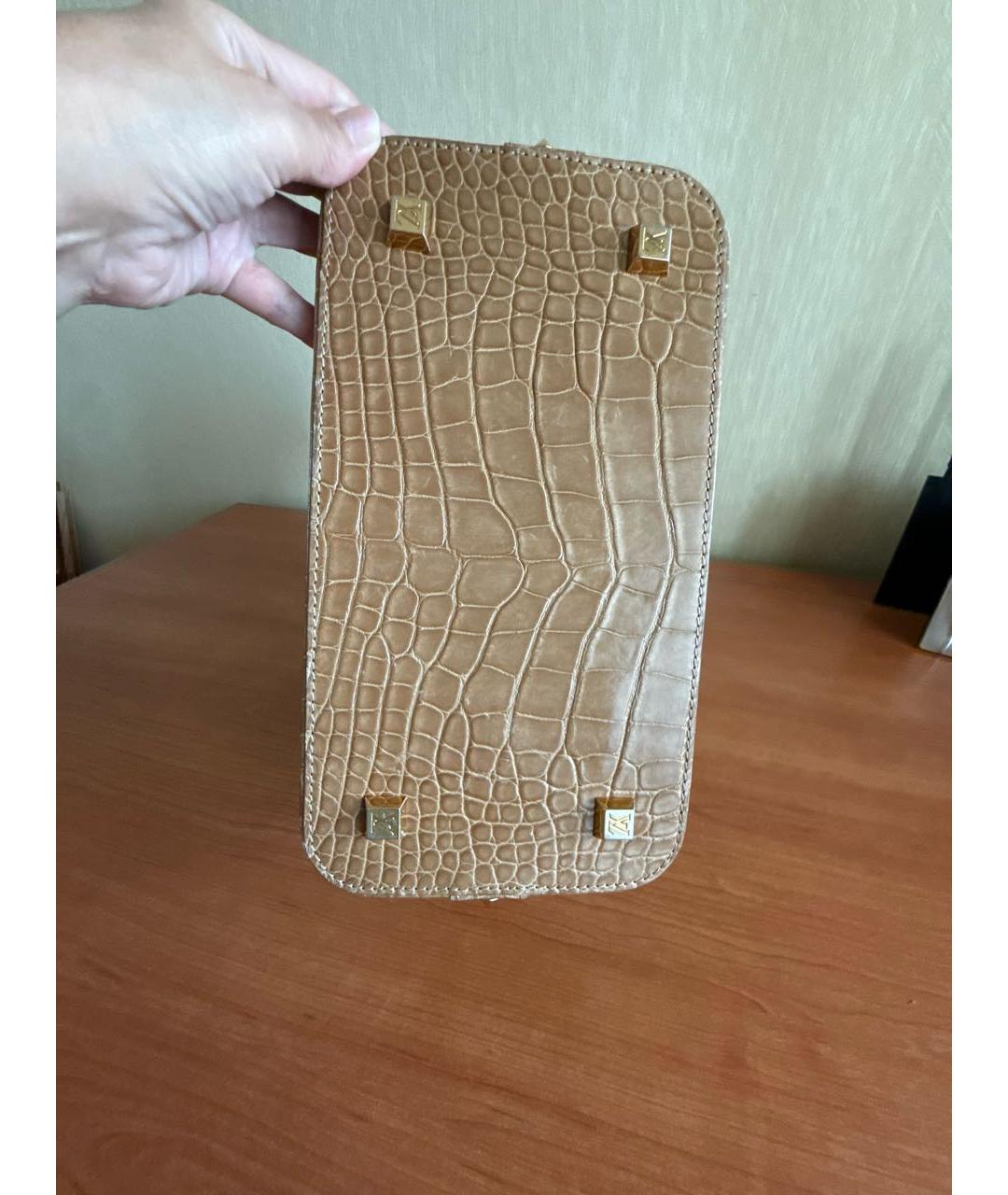 LOUIS VUITTON Бежевая сумка с короткими ручками из кожи аллигатора, фото 6