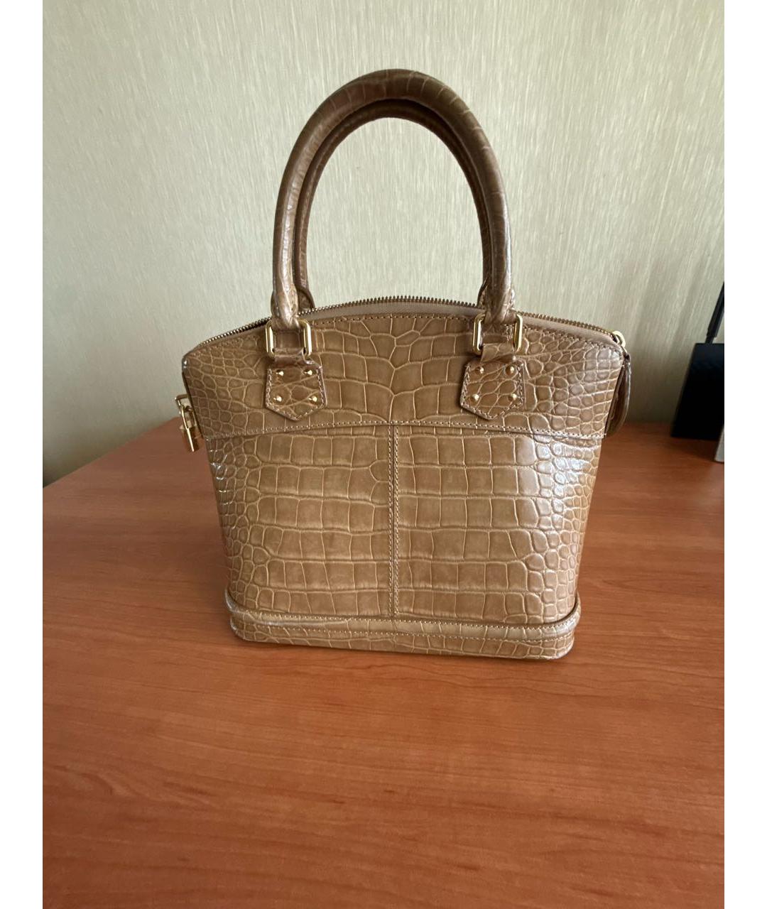 LOUIS VUITTON Бежевая сумка с короткими ручками из кожи аллигатора, фото 2