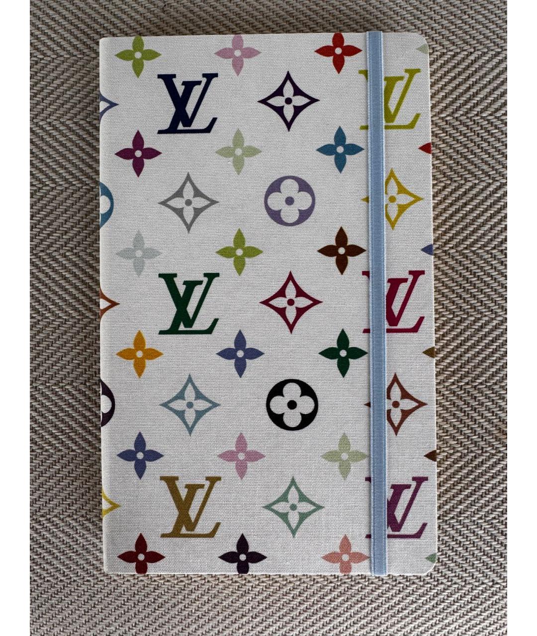LOUIS VUITTON Книга, фото 1