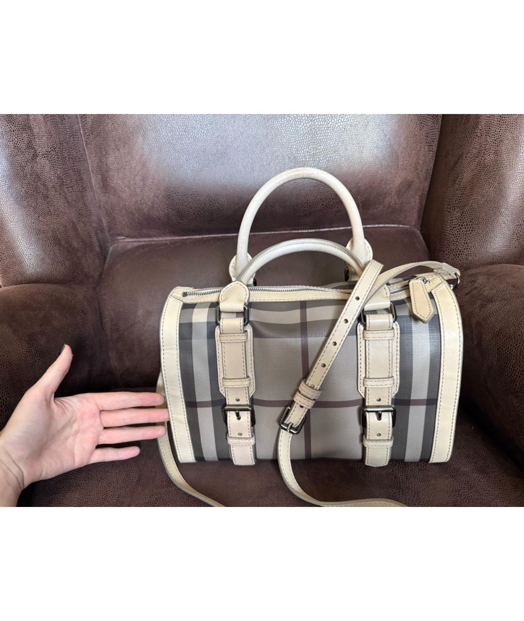 BURBERRY Бежевая сумка с короткими ручками из канвы, фото 3
