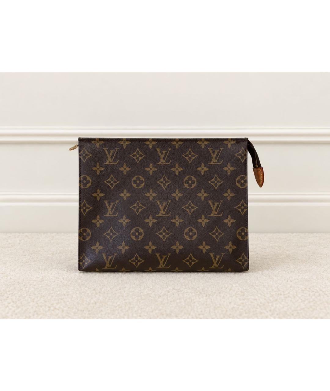 LOUIS VUITTON Коричневая косметичка из канвы, фото 2