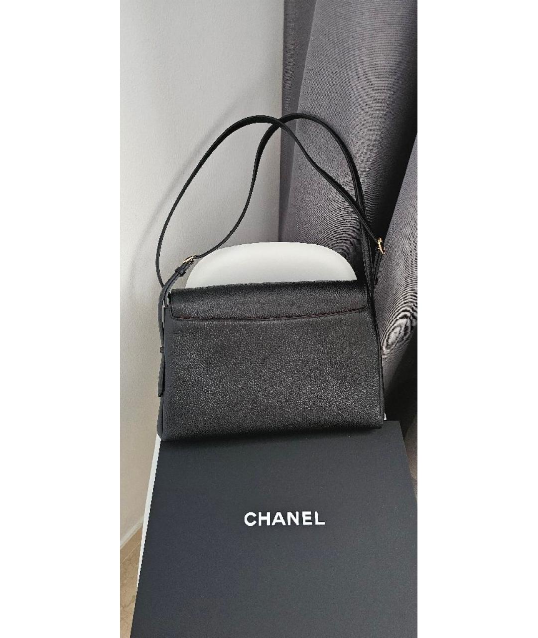 CHANEL Черная кожаная сумка через плечо, фото 3