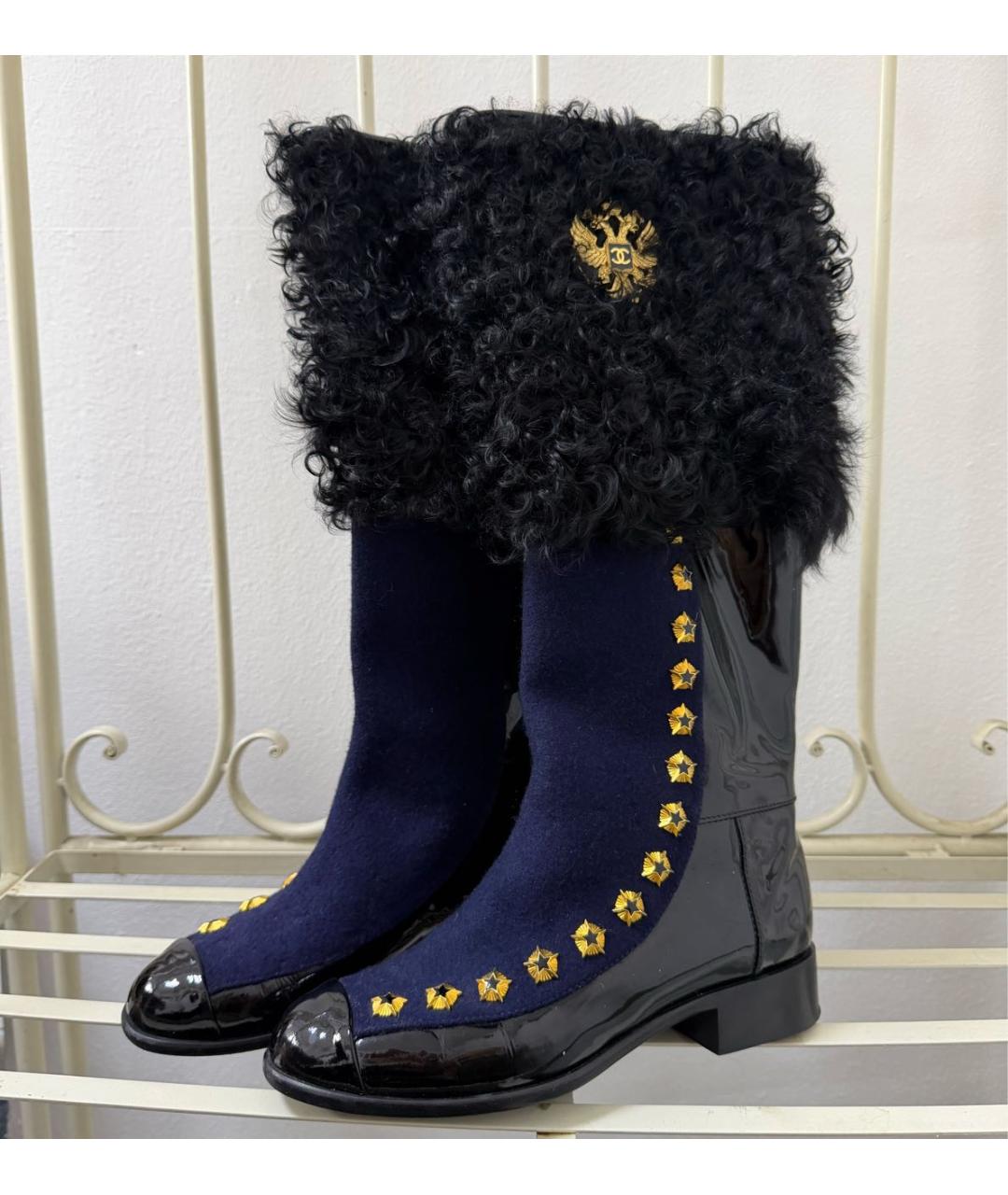 CHANEL Черные сапоги из лакированной кожи, фото 6