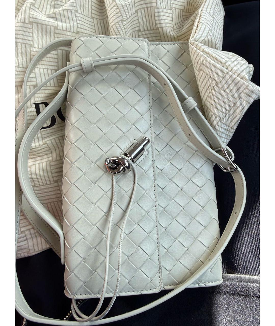BOTTEGA VENETA Белая кожаная сумка с короткими ручками, фото 8