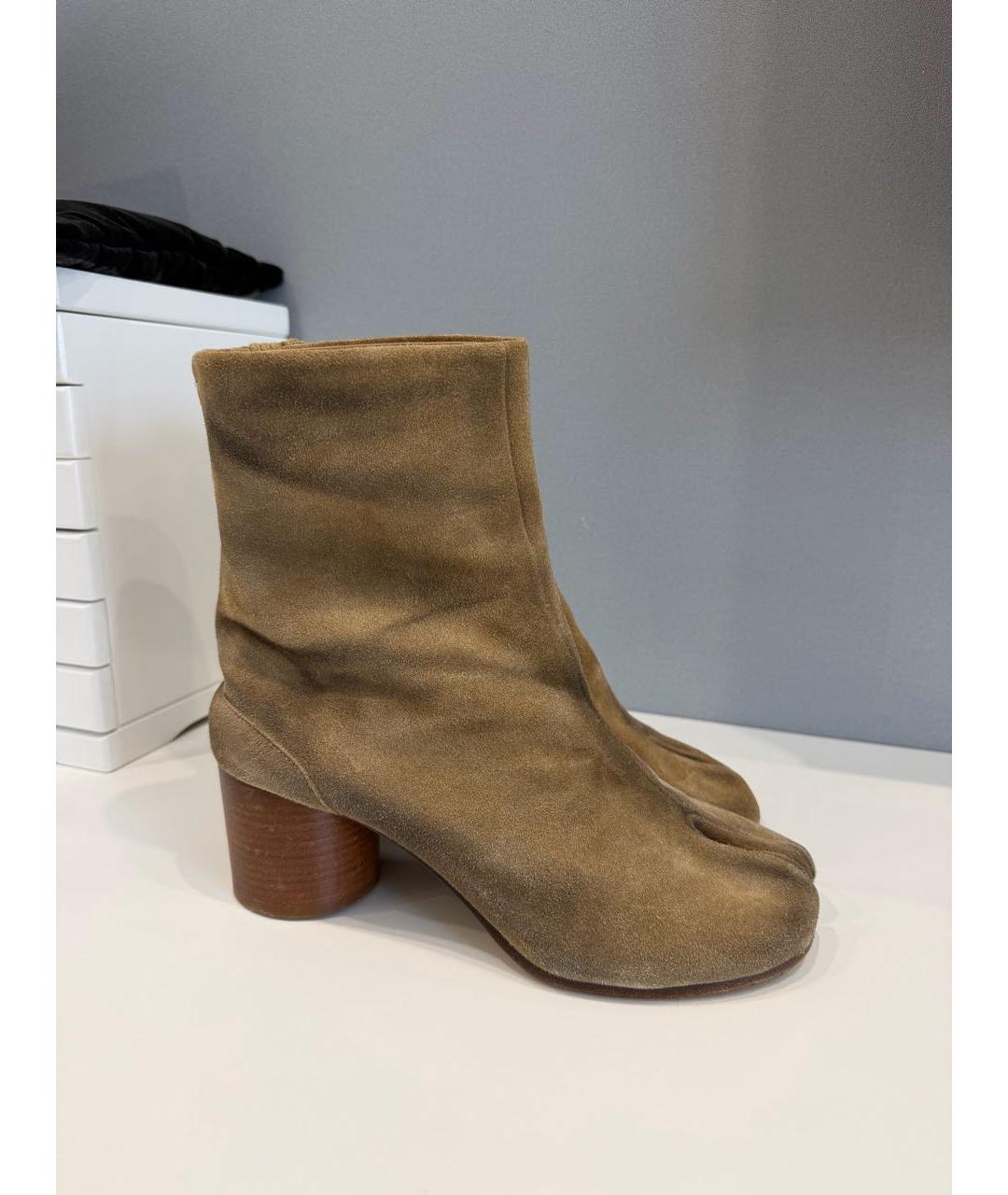 MAISON MARGIELA Коричневые замшевые ботильоны, фото 4