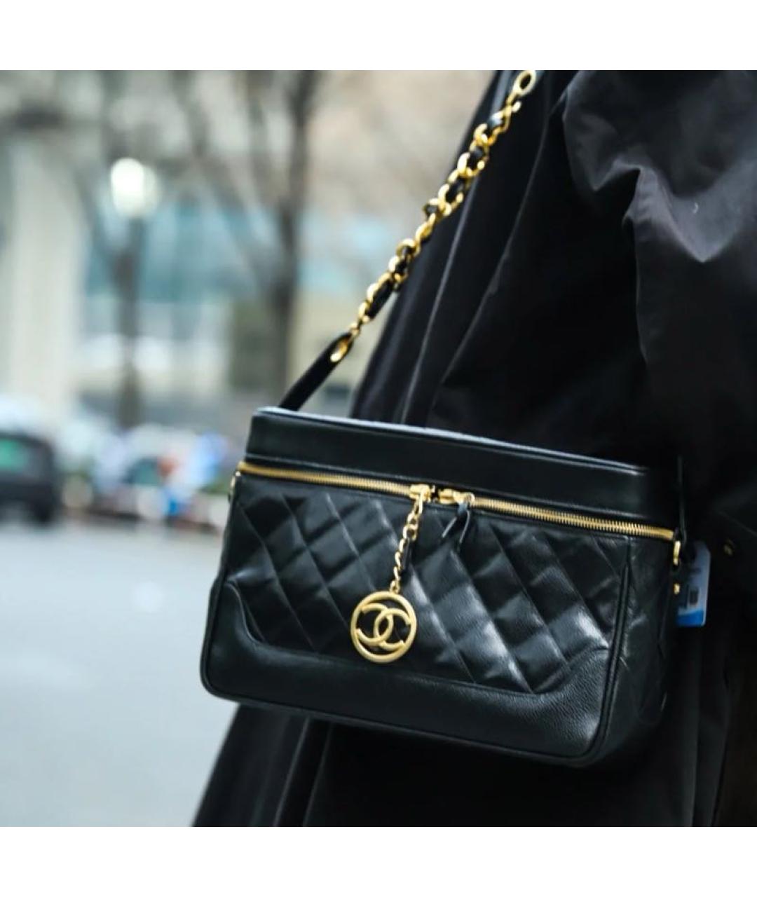 CHANEL Черная кожаная сумка через плечо, фото 8