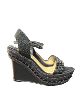 CHRISTIAN LOUBOUTIN Туфли
