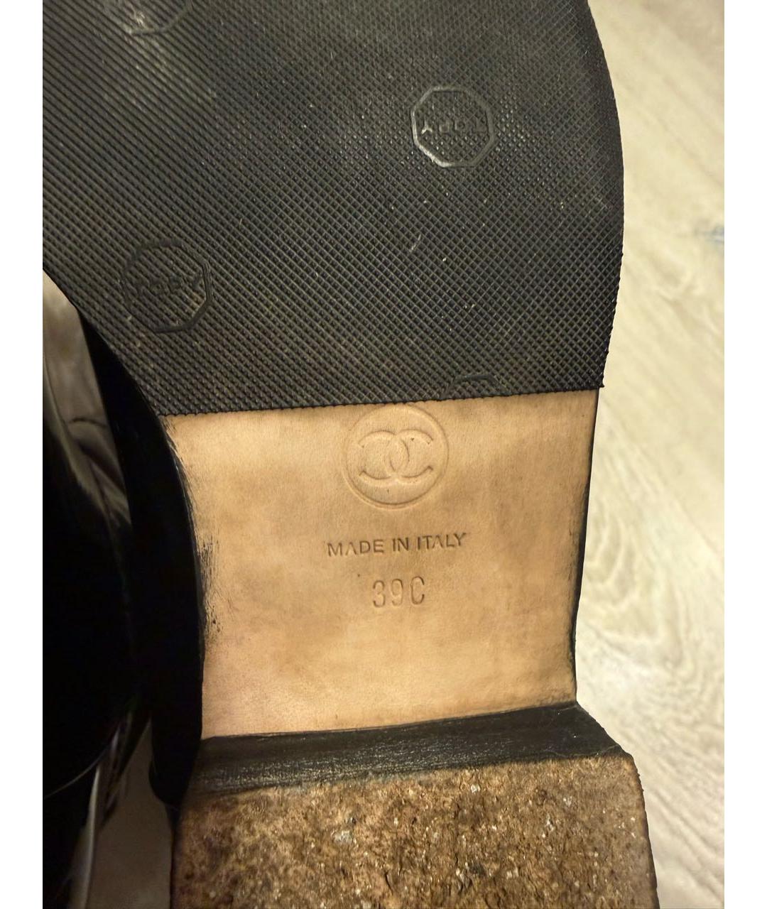 CHANEL Черные полусапоги из лакированной кожи, фото 6