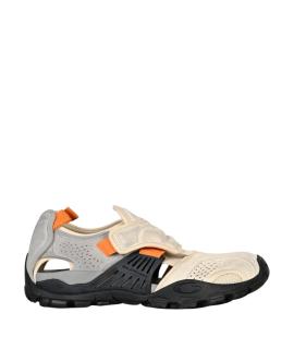 BALENCIAGA Низкие кроссовки / кеды