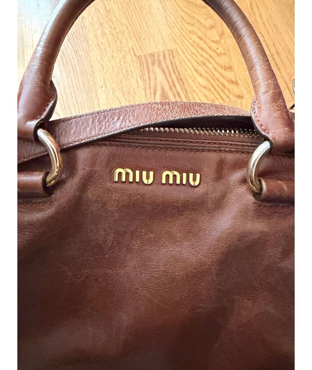 MIU MIU Коричневая кожаная сумка через плечо, фото 6