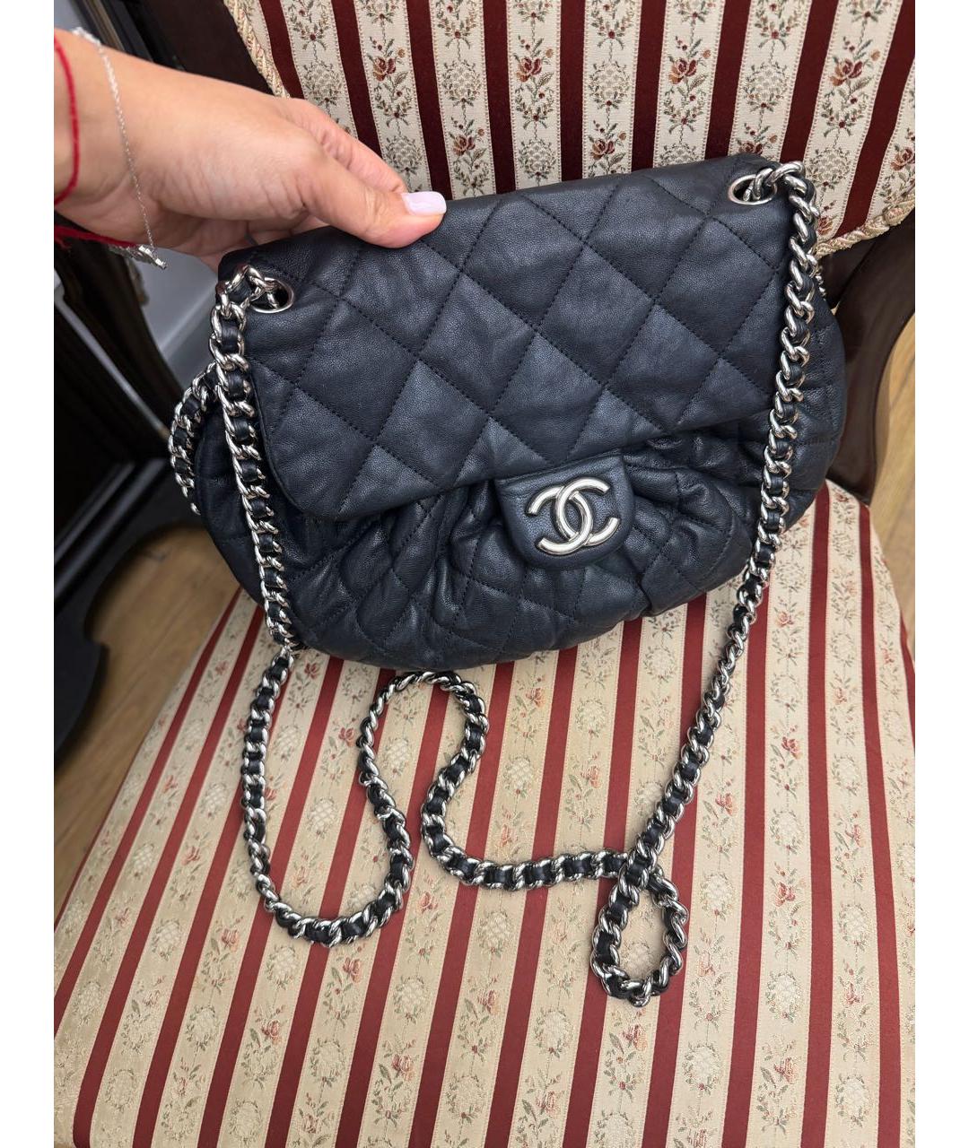 CHANEL Черная кожаная сумка через плечо, фото 2