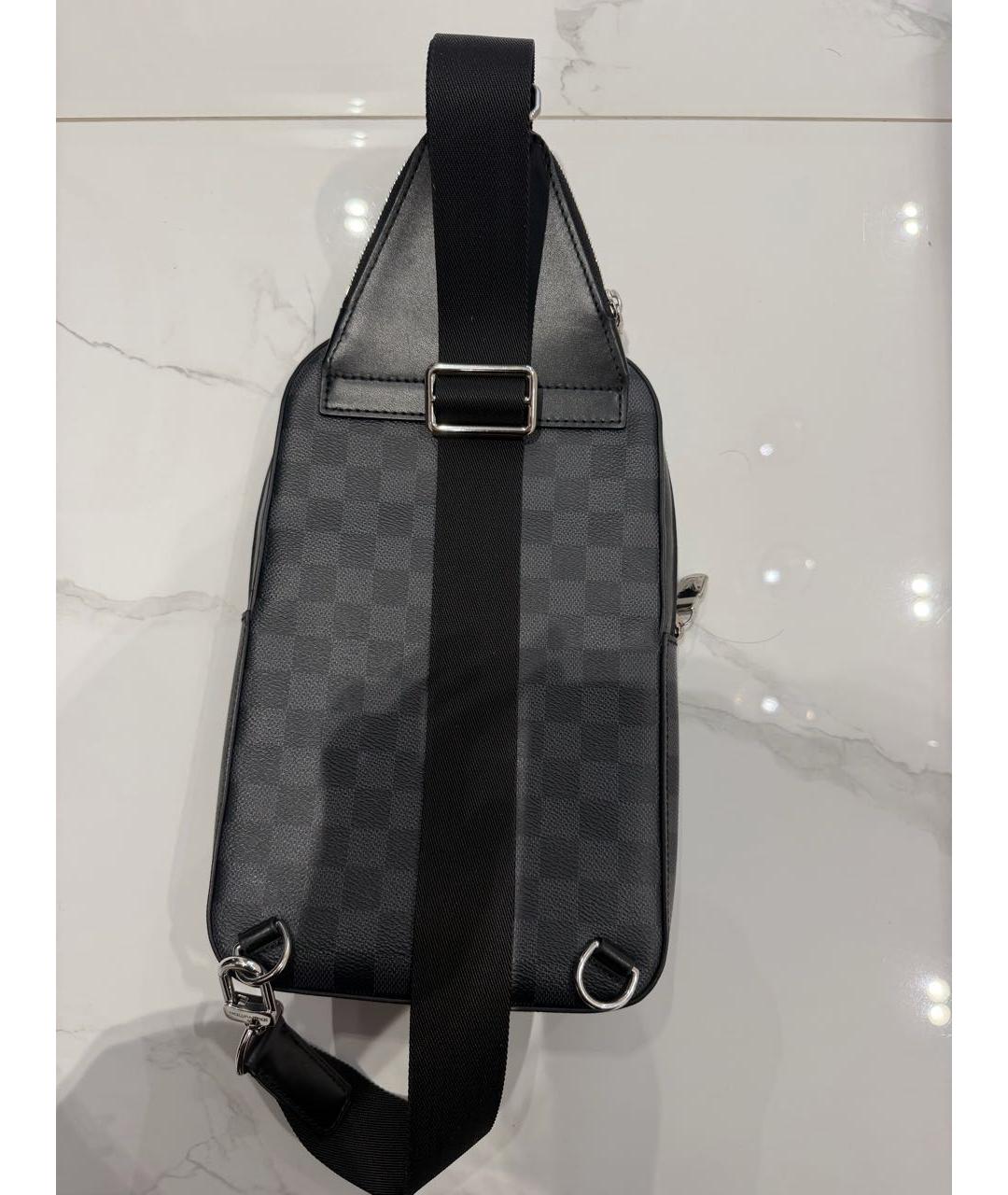 LOUIS VUITTON Черная сумка на плечо из канвы, фото 3