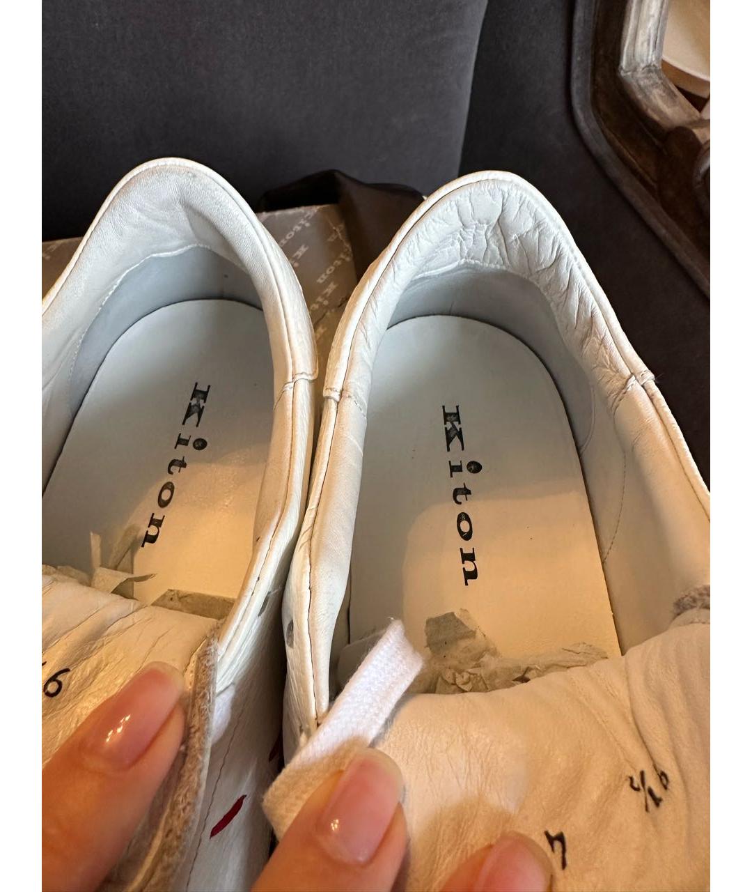 KITON Белые кожаные низкие кроссовки / кеды, фото 3