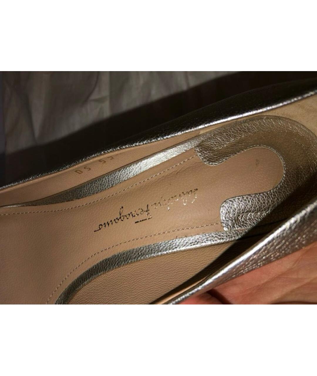 FERRAGAMO Серебряные кожаные туфли, фото 8