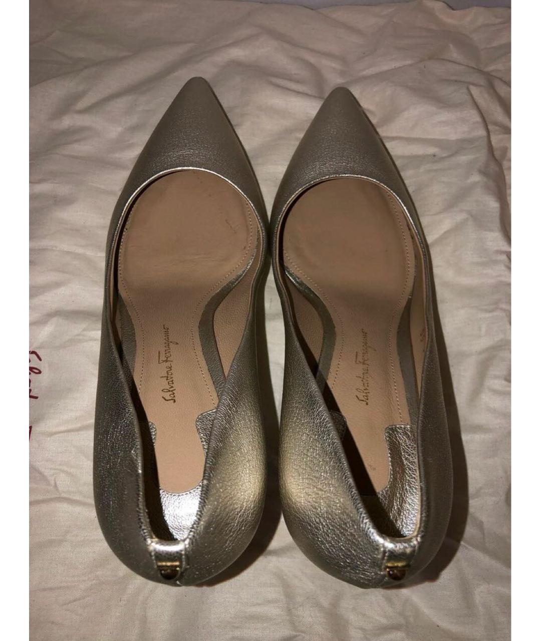 FERRAGAMO Серебряные кожаные туфли, фото 3