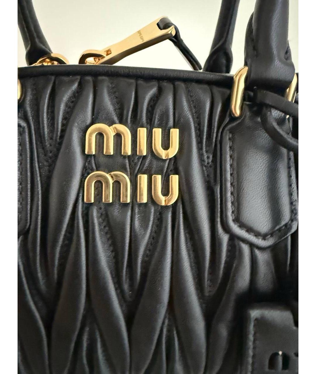 MIU MIU Коричневая кожаная сумка с короткими ручками, фото 3