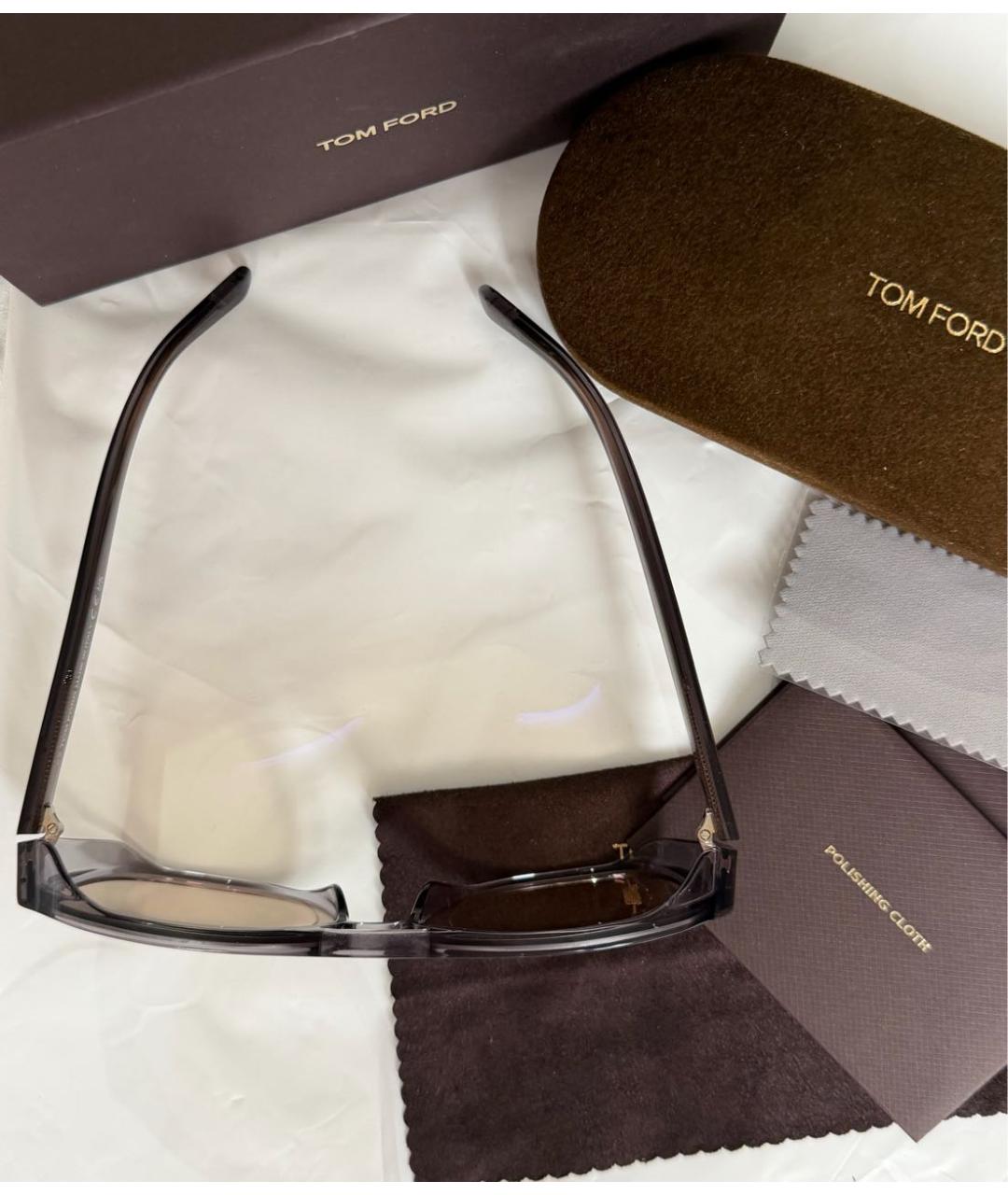 TOM FORD Бежевые пластиковые солнцезащитные очки, фото 2