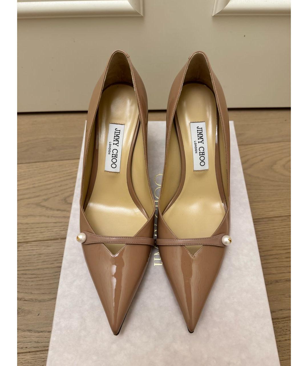 JIMMY CHOO Бежевые кожаные лодочки на низком каблуке, фото 3