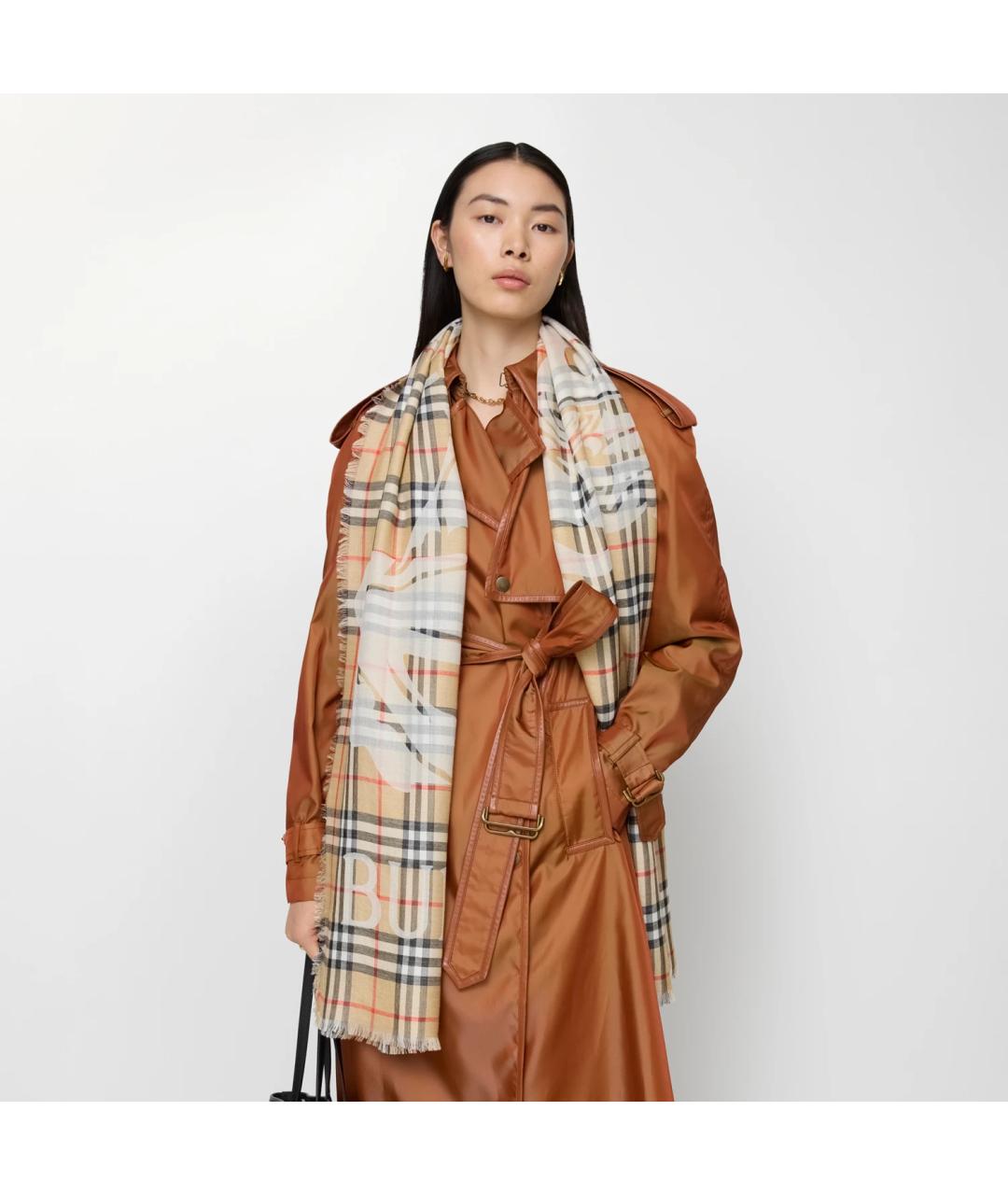 BURBERRY Бежевый шерстяной шарф, фото 4