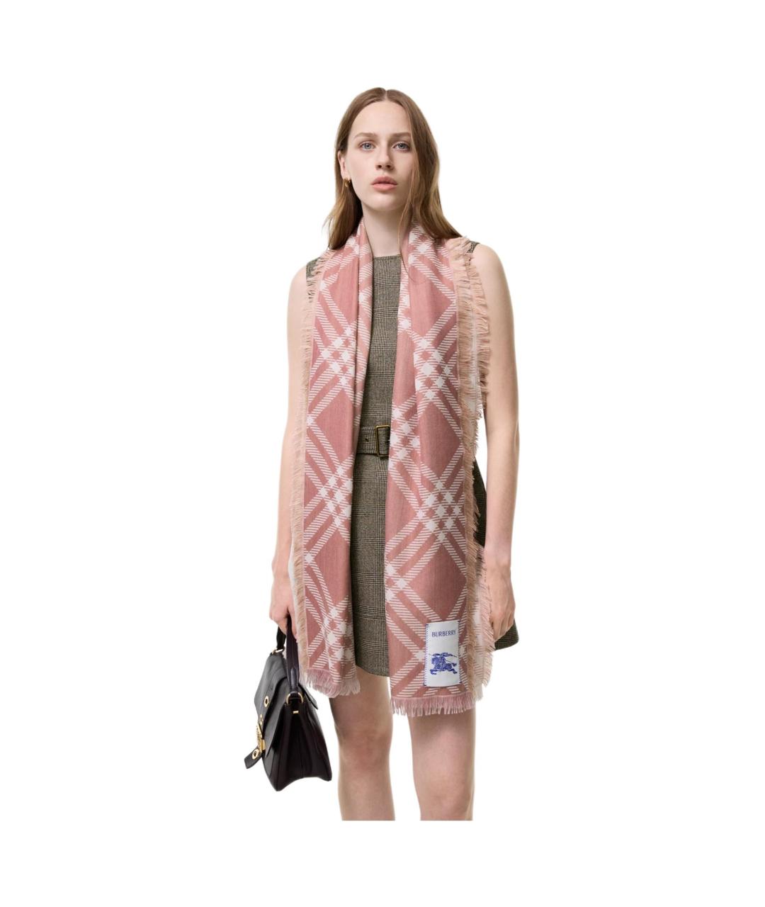 BURBERRY Розовый шерстяной шарф, фото 4