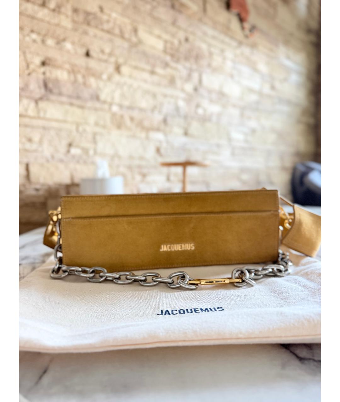 JACQUEMUS Горчичная замшевая сумка с короткими ручками, фото 8