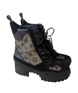 LOUIS VUITTON Ботинки
