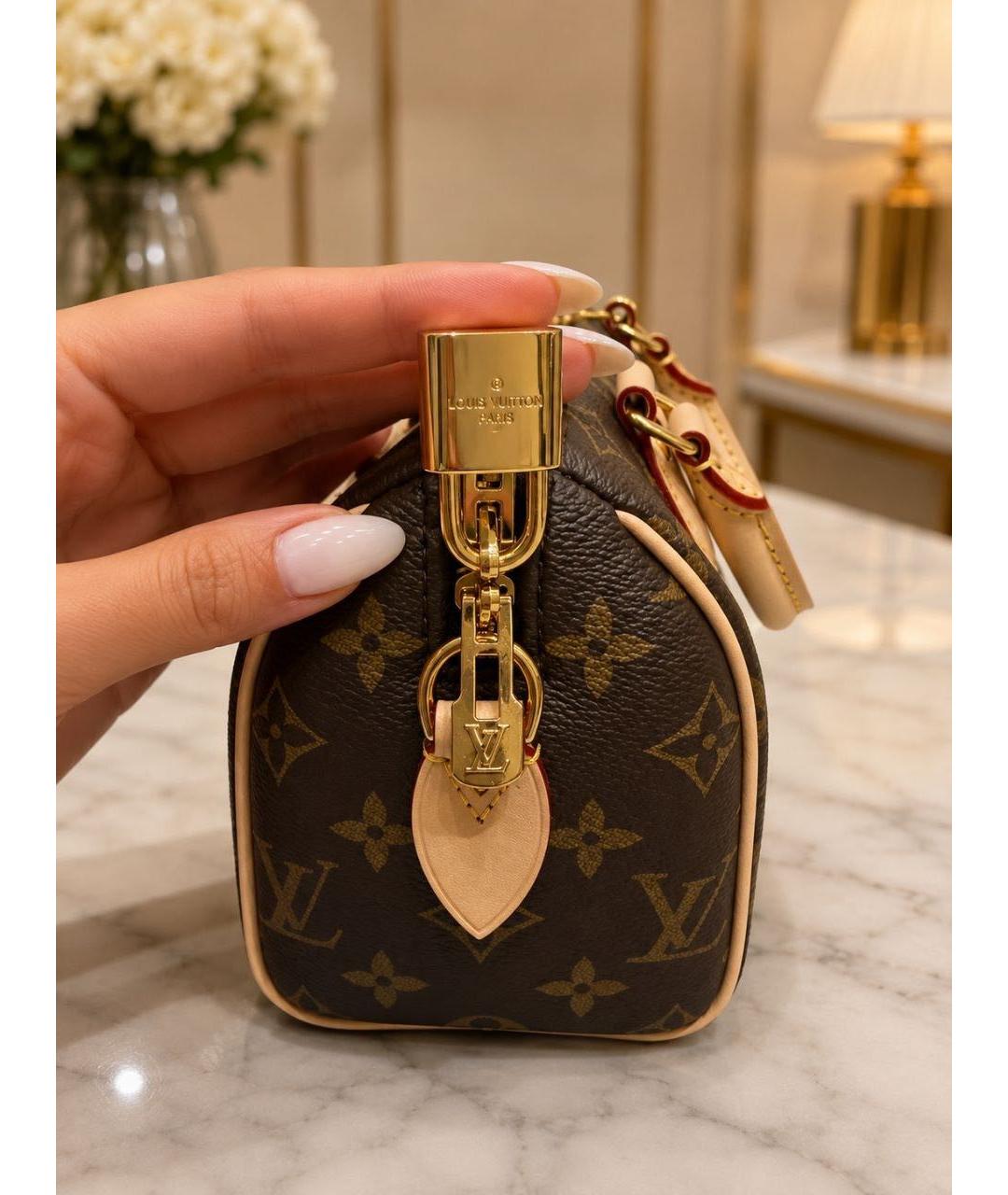 LOUIS VUITTON Коричневая сумка с короткими ручками из канвы, фото 4