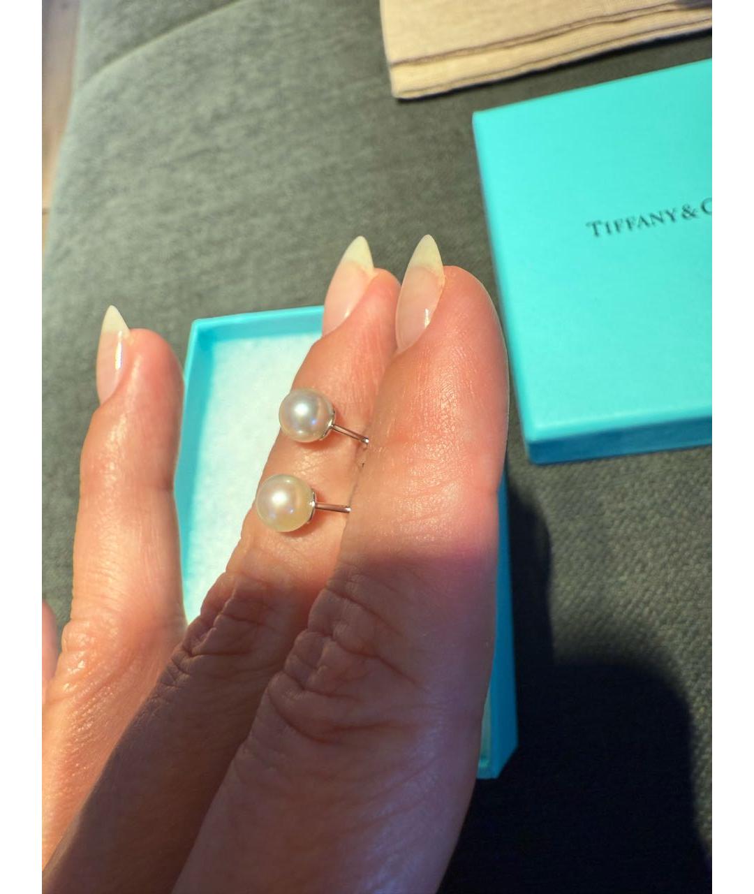 TIFFANY&CO Белые серьги из белого золота, фото 2