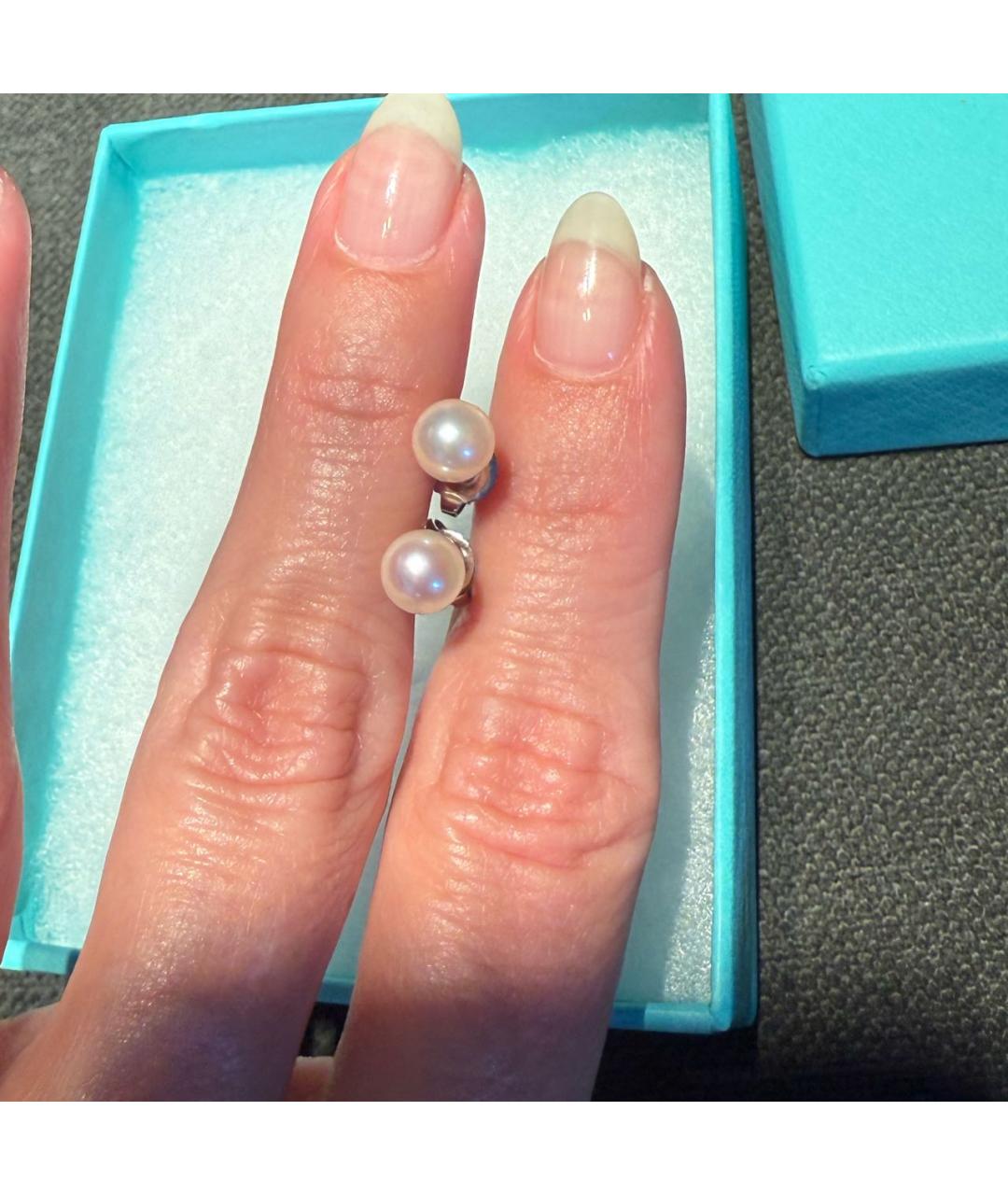 TIFFANY&CO Белые серьги из белого золота, фото 5