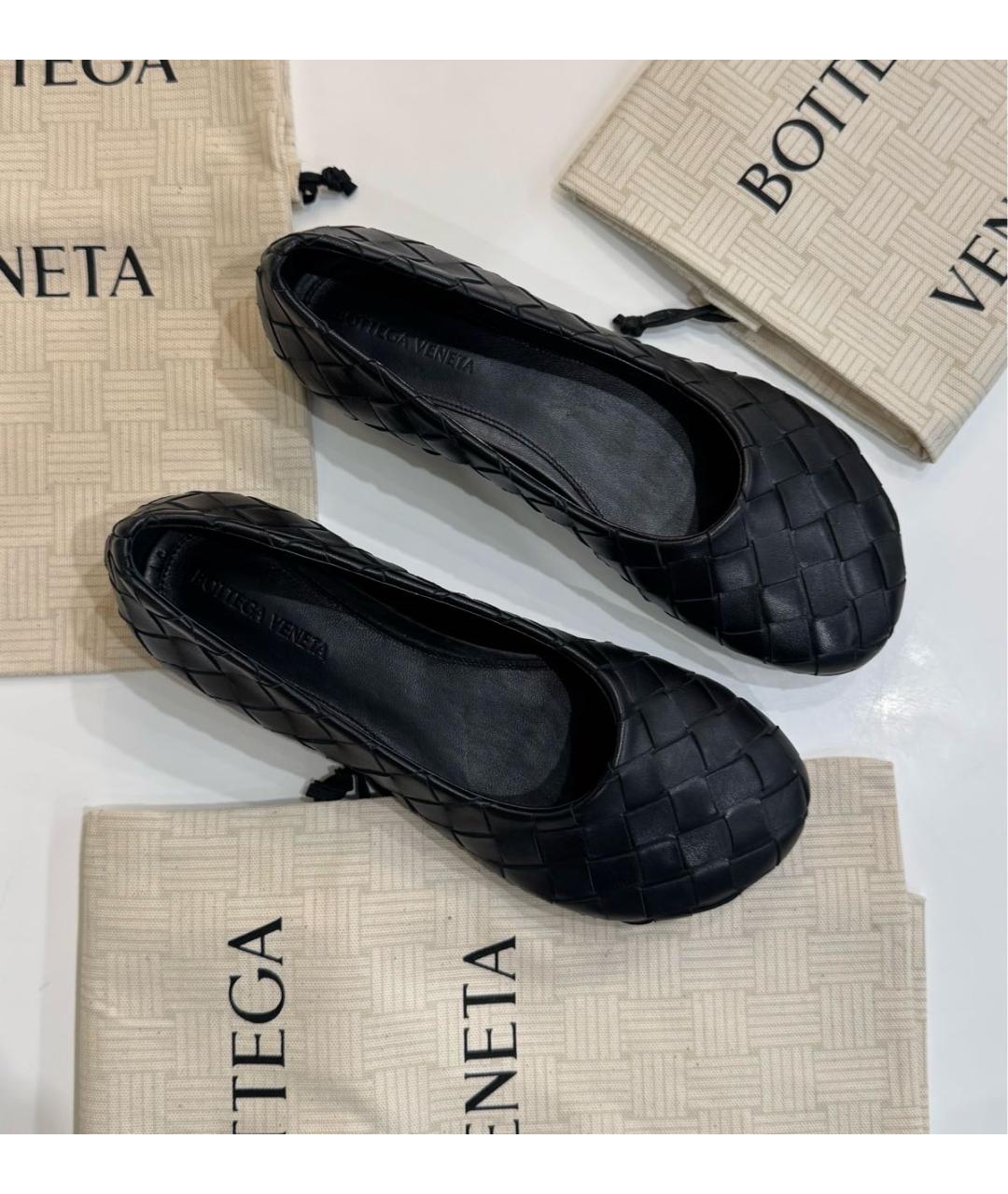 BOTTEGA VENETA Черные кожаные балетки, фото 3