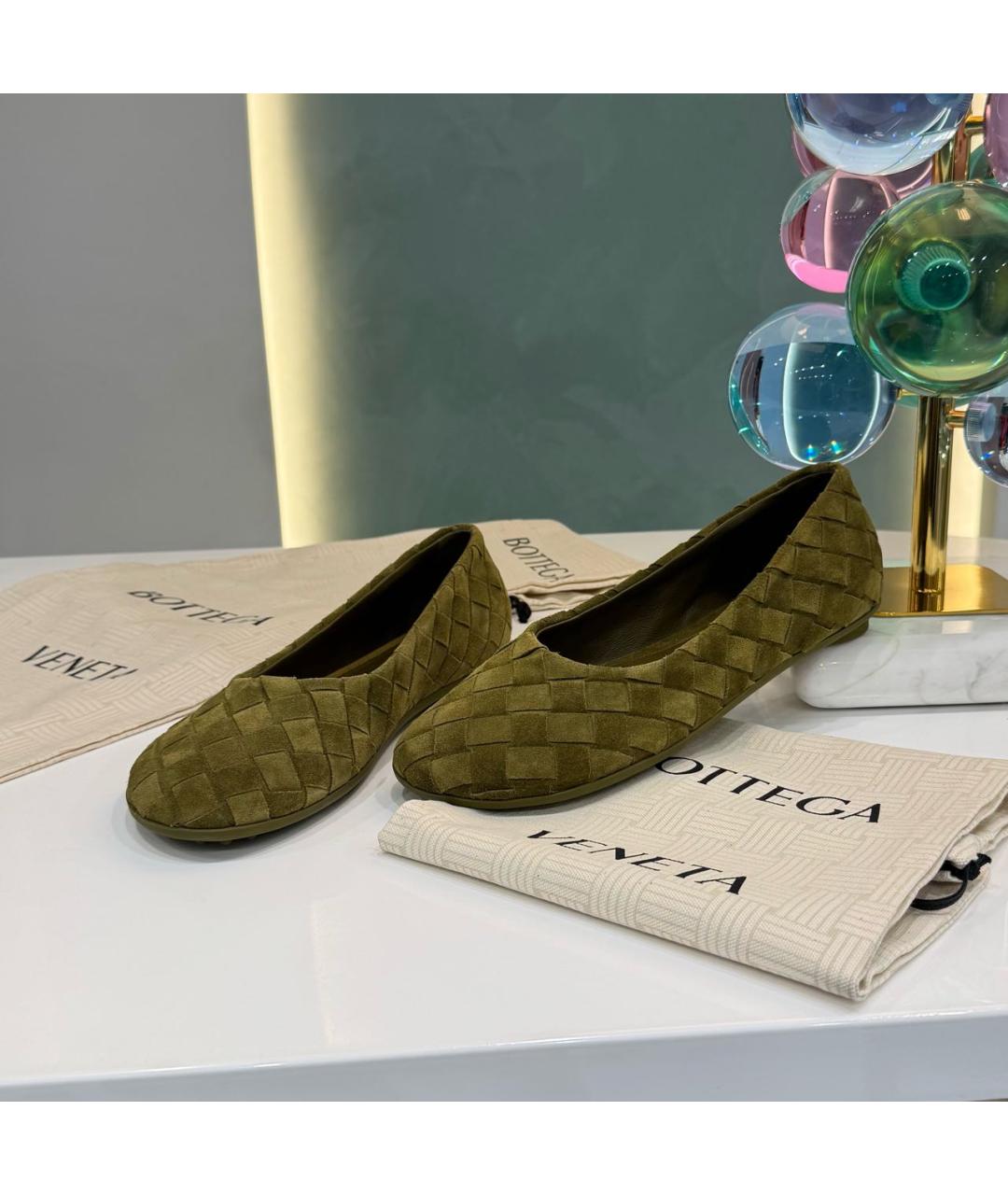 BOTTEGA VENETA Хаки замшевые балетки, фото 3