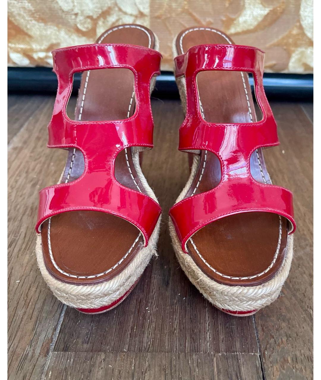 CHRISTIAN LOUBOUTIN Красные кожаные сабо, фото 2
