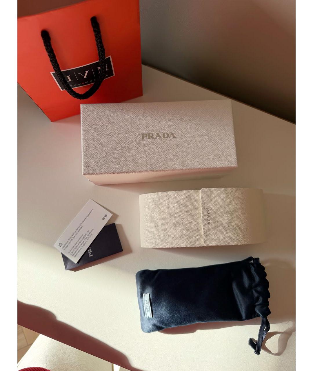 PRADA Черные пластиковые солнцезащитные очки, фото 4