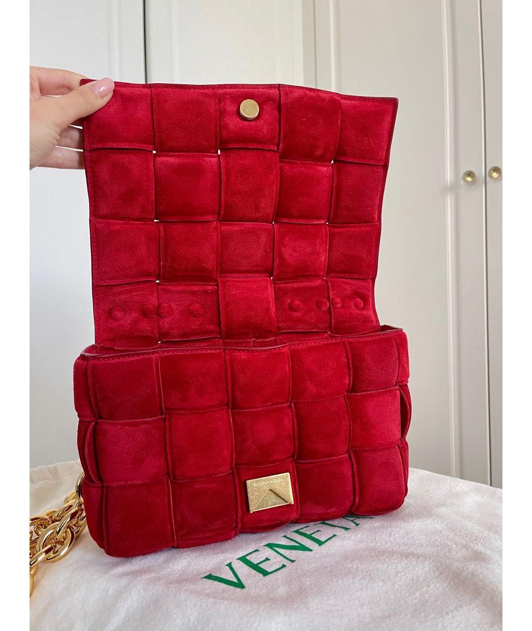 BOTTEGA VENETA Красная замшевая сумка через плечо, фото 4