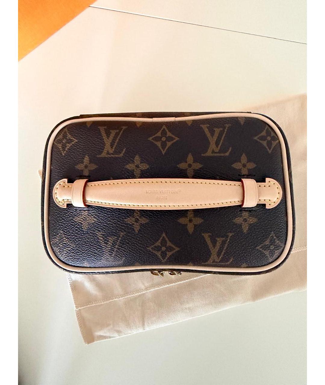 LOUIS VUITTON Коричневая косметичка из канвы, фото 3