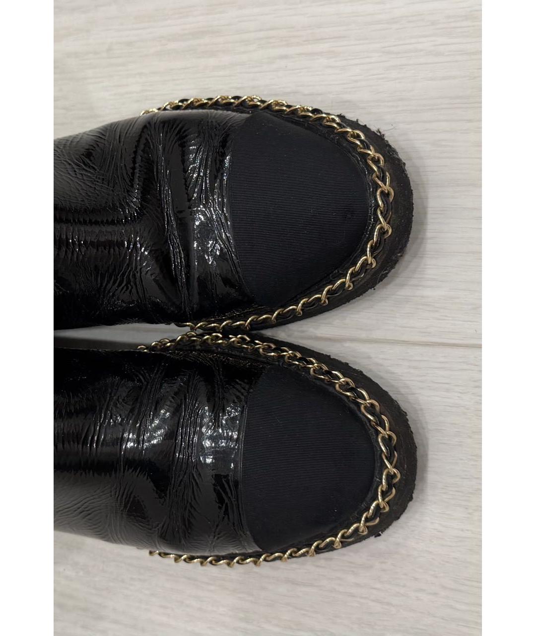 CHANEL Черные полусапоги из лакированной кожи, фото 5