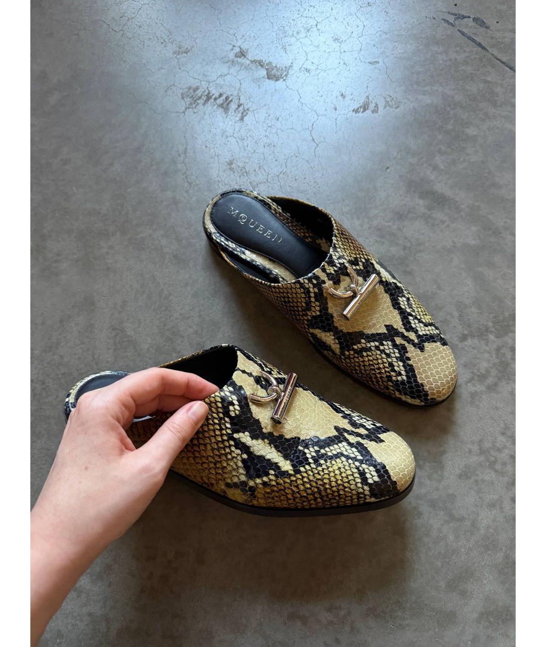 ALEXANDER MCQUEEN Мюли из кожи крокодила, фото 5