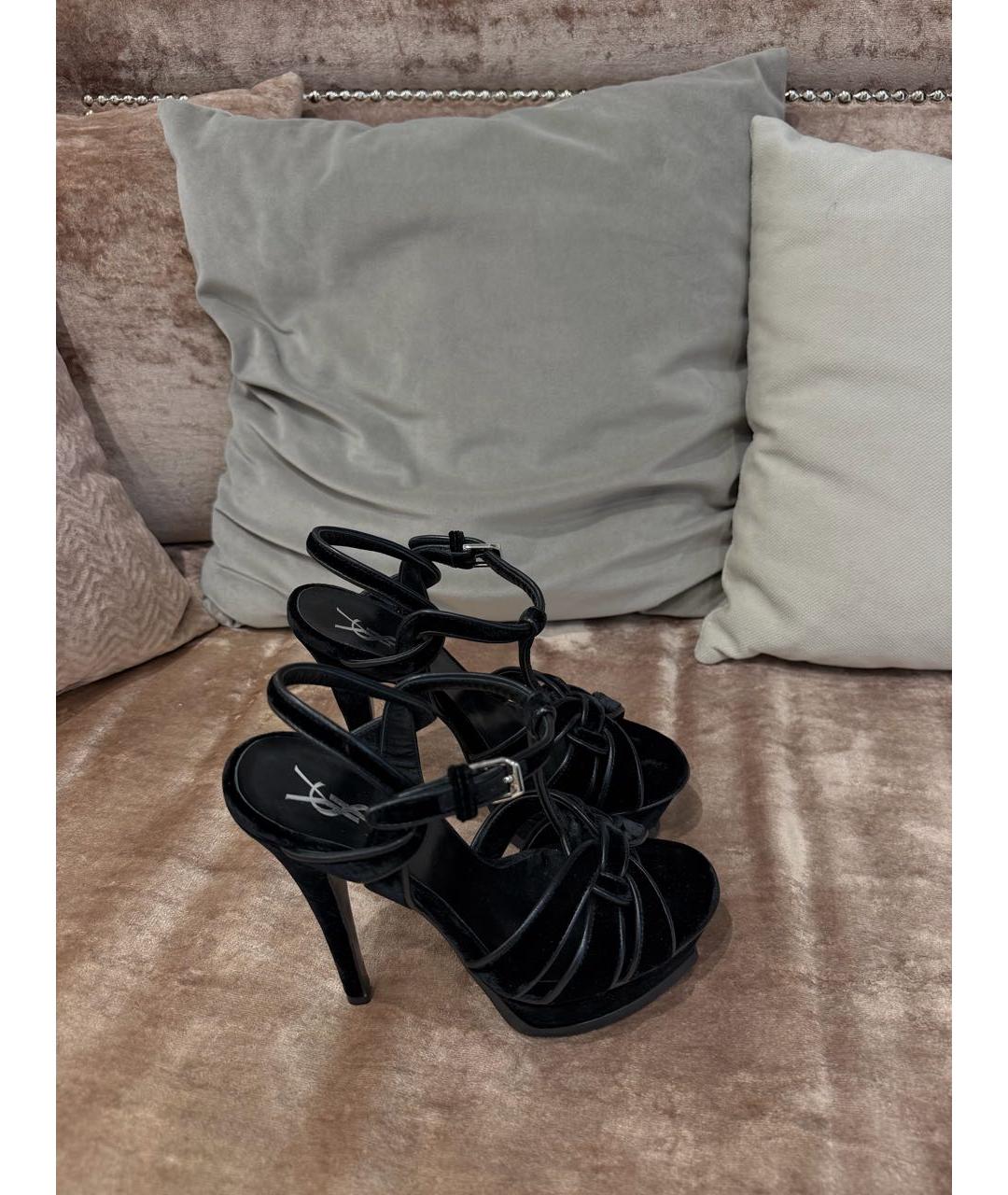 SAINT LAURENT Черные бархатные босоножки, фото 2
