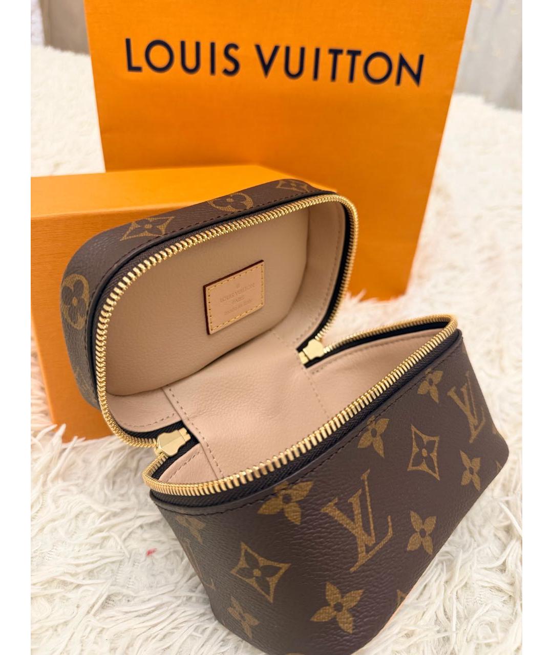 LOUIS VUITTON Коричневая кожаная косметичка, фото 3