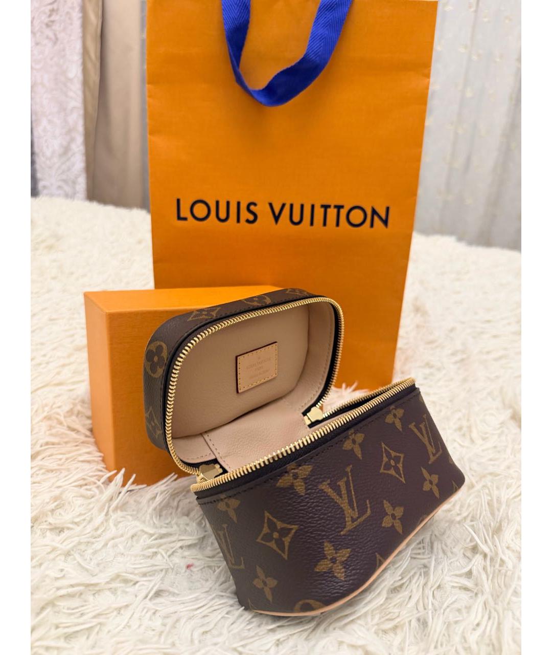 LOUIS VUITTON Коричневая кожаная косметичка, фото 4