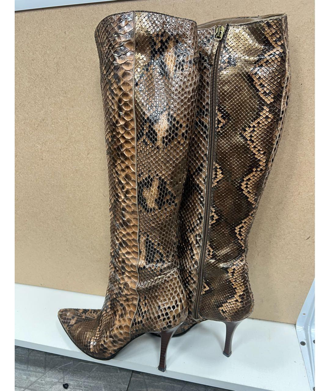 VERSACE Коричневые сапоги из кожи питона, фото 2