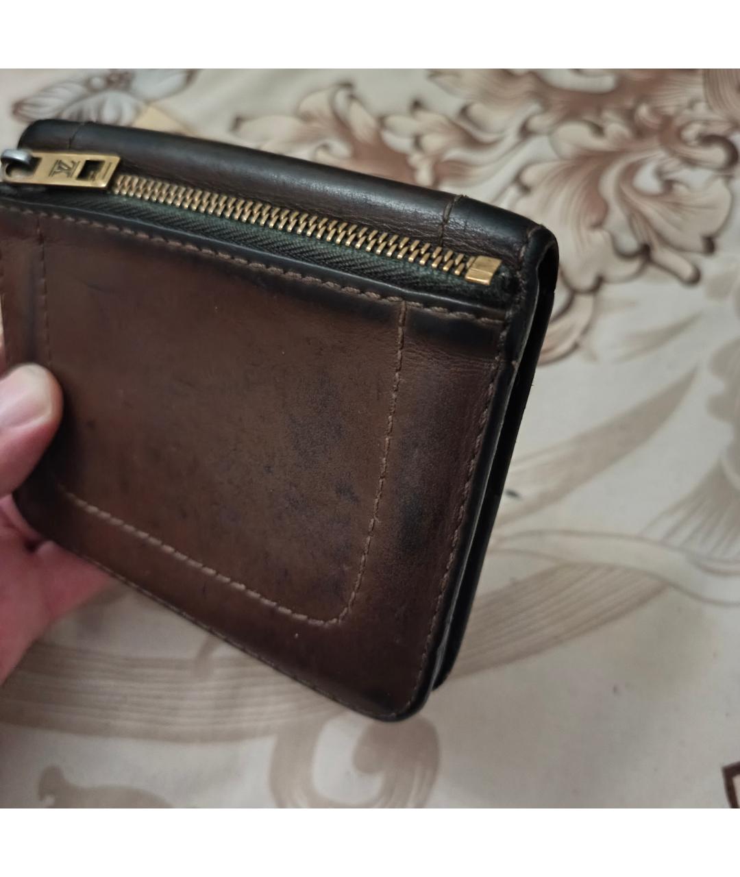 LOUIS VUITTON Коричневый кожаный кошелек, фото 2
