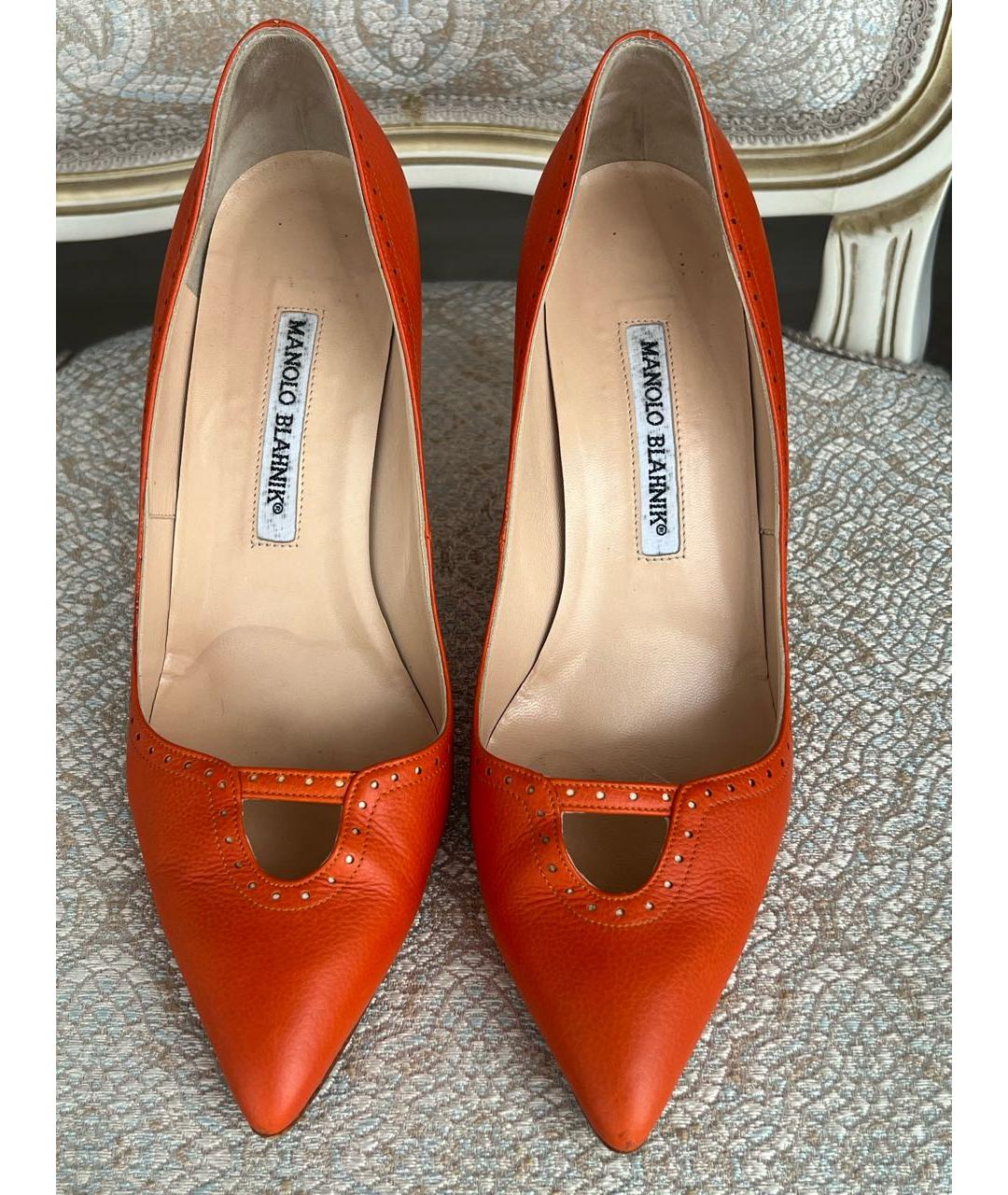 MANOLO BLAHNIK Оранжевые кожаные туфли, фото 2