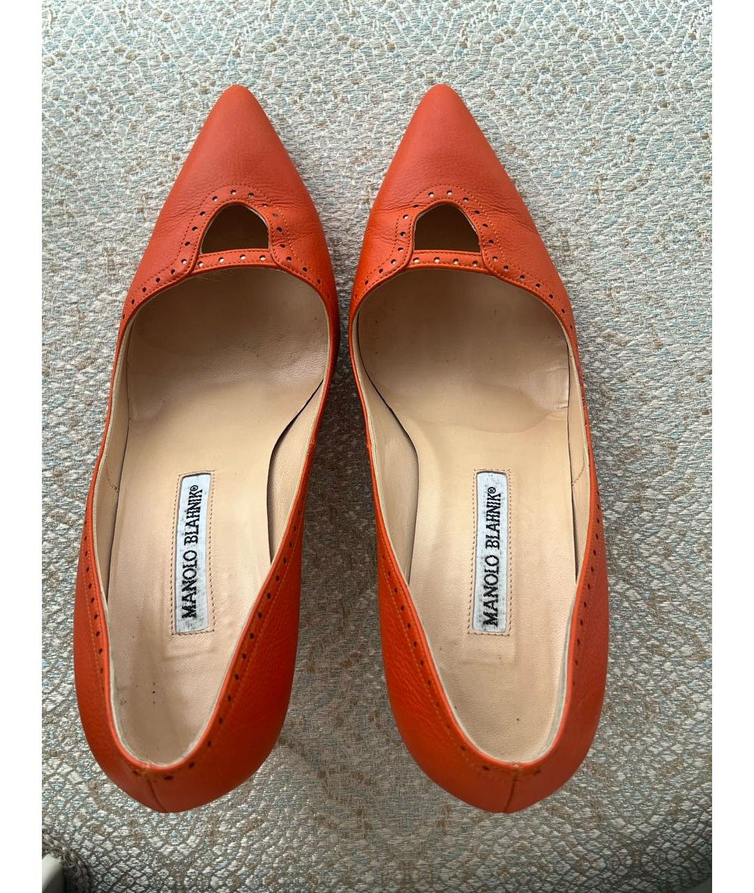 MANOLO BLAHNIK Оранжевые кожаные туфли, фото 3