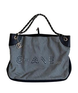 CHANEL Сумка через плечо