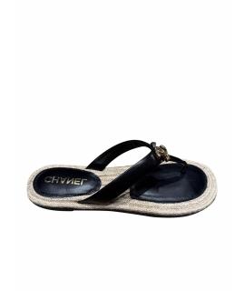 CHANEL Шлепанцы